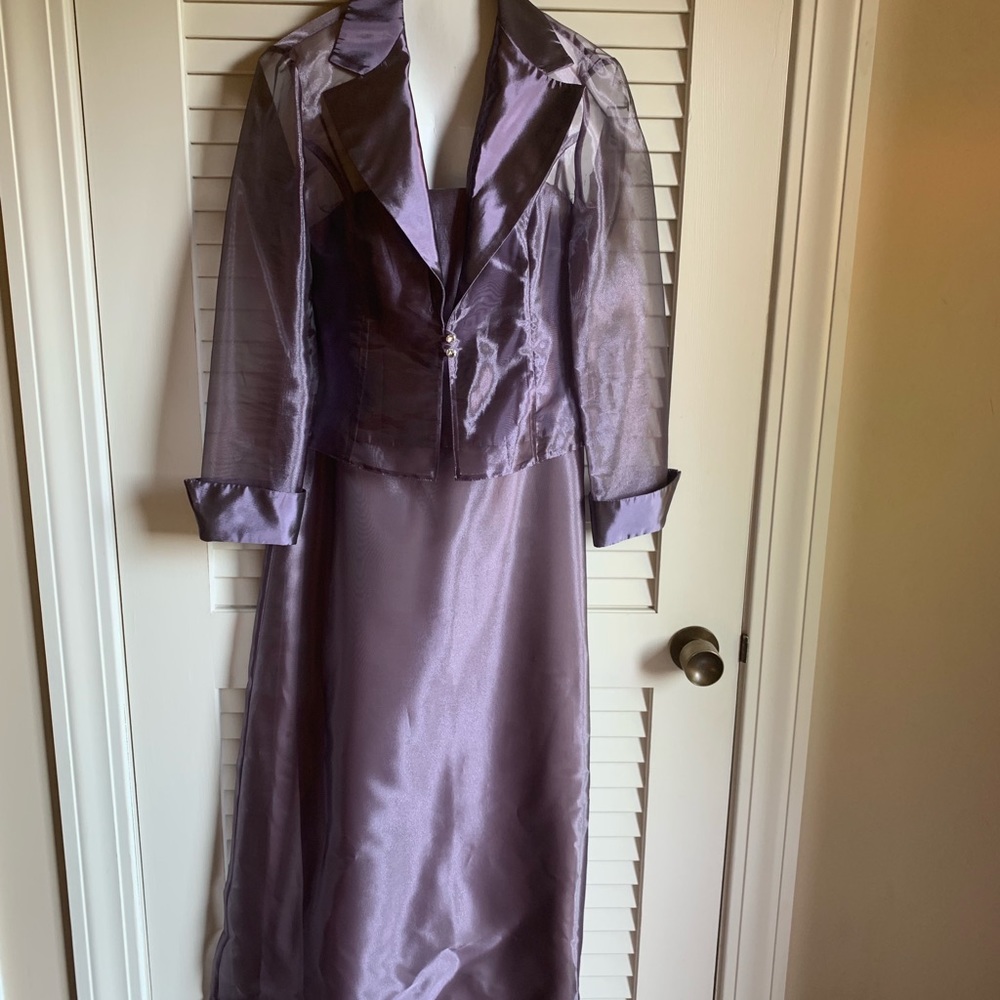 JS COLLECTION PLUM COLORED DRESS WITH SHEER JACKET